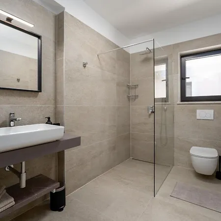 Vakantiehuis Palazzina 1 Mit Pool Und Wellness *