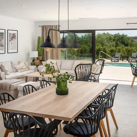 Feriehus Palazzina 1 Mit Pool Und Wellness