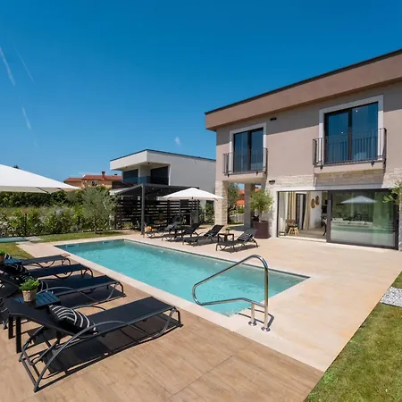 Palazzina 1 Mit Pool Und Wellness Feriehus *